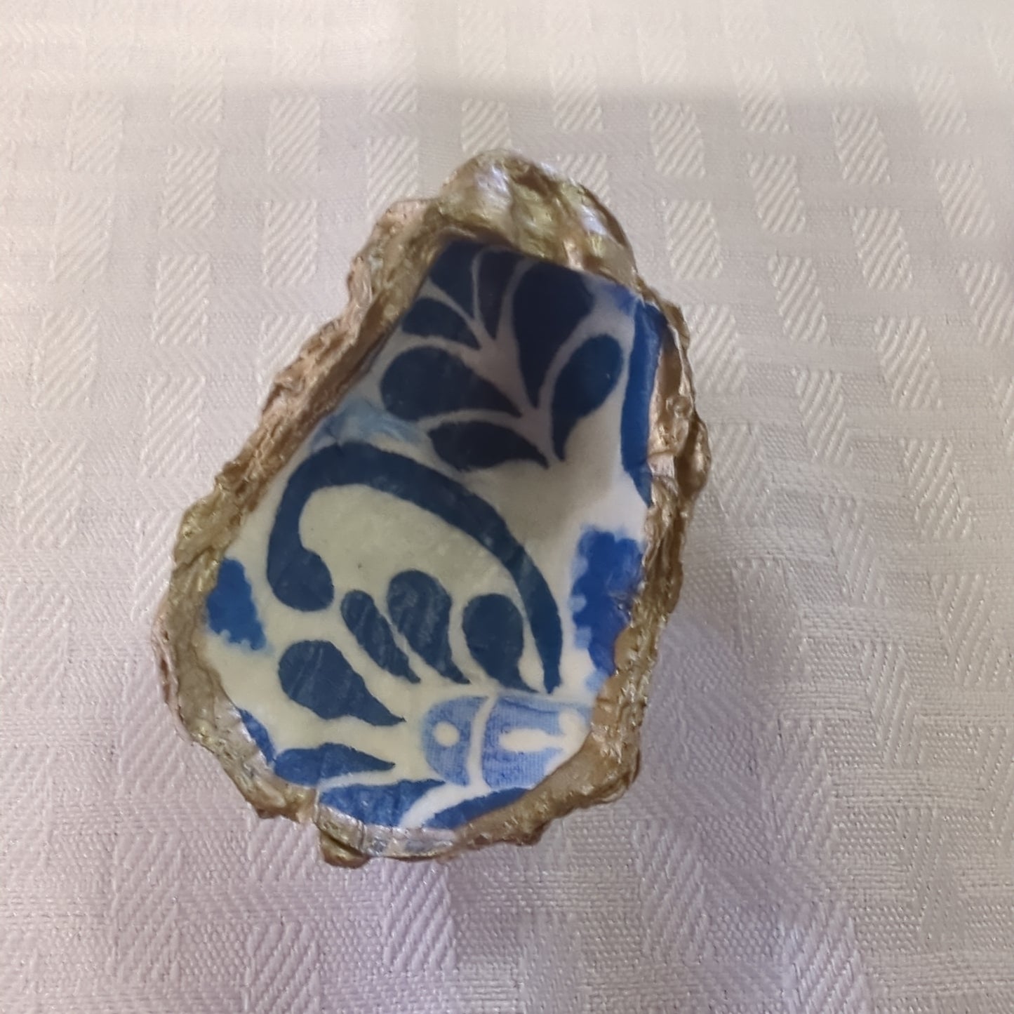 Small oyster Shell trinket holder