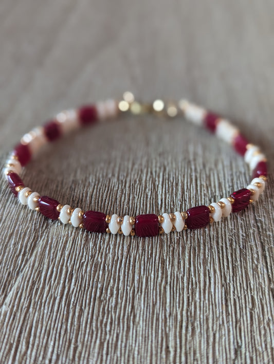 Square glass beads bracelet